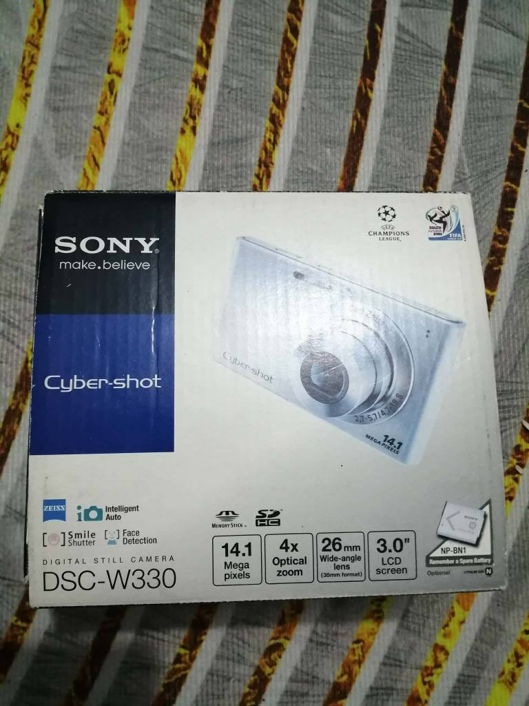 كاميرا Sony بحالة جيدة جدا السعر ١٠٠. الف مع كامل ملحقاتها  يوجد توصيل عمارة, ميسان


**إذا كنت صاحب هذا الإعلان وتريد حذفه لأي سبب، رجاءا أرسل رسالة إلى الدعم الفني**