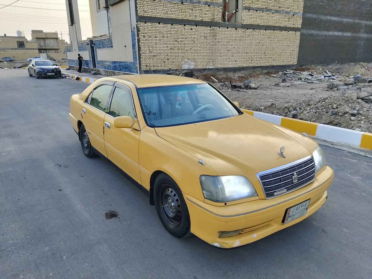 سلام عليكم للبيع او مراوس ملكه مديل 2000 ادوات ادوات ادوات مكينه وكير ففتي كصه جنطه سياره جاهزة خير من الله ترايك وين ماتريد تخم تاير باتري جديد كهربائيات شغاله حداديه جديد السعر 30 وبيه مجال قليل مكاني ناصريه مركز شراي يتصل وبخدمته وهاذ رقمي ***********
