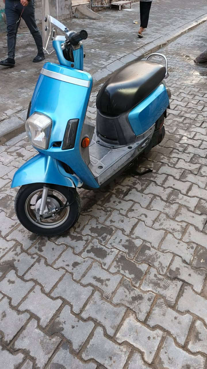 دراجه بوليس مصطره حديث 
دراجه جديده كلش 
مكينه ما مفتوحه 
تايرات جدد 
بريكات جدد 
كلهه كامله مكمله برغي ما نقصهه 
مكفوله 100/100
مكاني شعله
رقمي ***********
