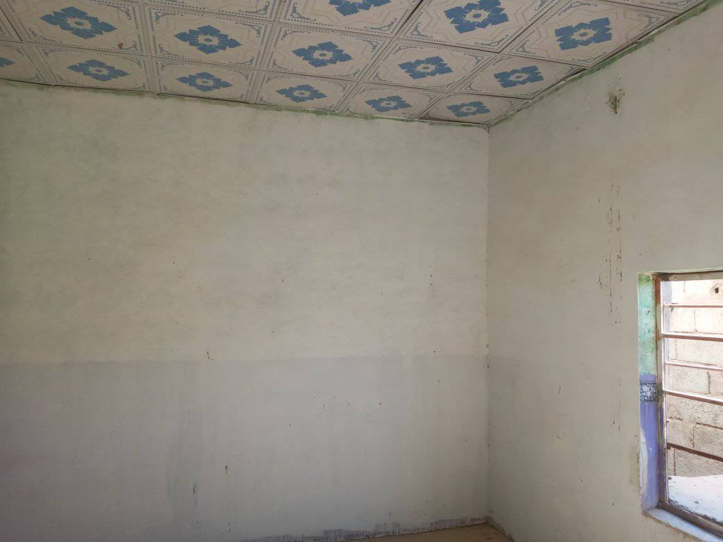 عندي بيت ١٠٠مناسب جدا سعره ٢٢ مليون طابو زراعي سند، ٢٥  اقرارمحكمه على طريق كربلاء طويريج منطقه نبهانيه يبعد عن الامام بسياره ١٢دقيقه البناء متواضع بلوك اعكاده ومغلفات بسقوف ثانويه لتواصل مع صاحب البيت مباشر ***********
