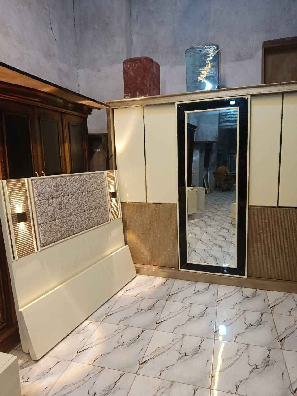 #غرفه نوم استعمال عروسه حاجه جميله جدا خشب كونتر في كبس موسكي في ابلكاش ثه مقاس الدولاب 250 في طول 260 في عمق 60 وسرير 150بالملل وتسريحه بالبرواز  فك وتركيب واتنين كمودينو 
 السعر بتوصيل القاهره والجيزة القاهرة, مصر


**إذا كنت صاحب هذا الإعلان وتريد حذفه لأي سبب، رجاءا أرسل رسالة إلى الدعم الفني**