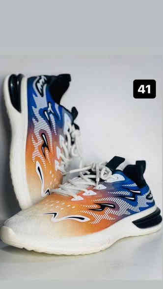 احذيه اوربيه فلس ونص
تصفيه اخر قطع
اكو احذيه سعر 15 واكو سعر 20 
رقم الاعتماد واتساب ***********
