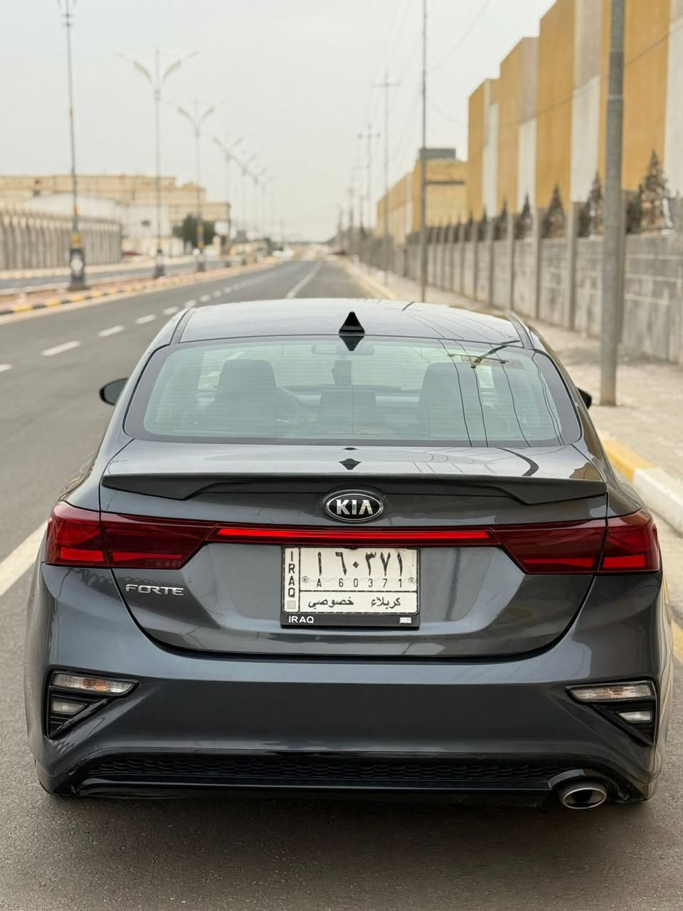 السلام عليكم كيه فورتي للبيع موديل 2020السياره جديده وخير من الله السره جديده حادثهة موضح بل صور السيره حلوه وكاعده السعر ۱۳۸ وبيهة مجال حك الجيه الاستفسار ما متواجد على المازنجر مكلف بل نشر الاستفسار هذه الرقم  بس الرقم الجديد الانكليزي *********** الاستفسار هذه الرقم
