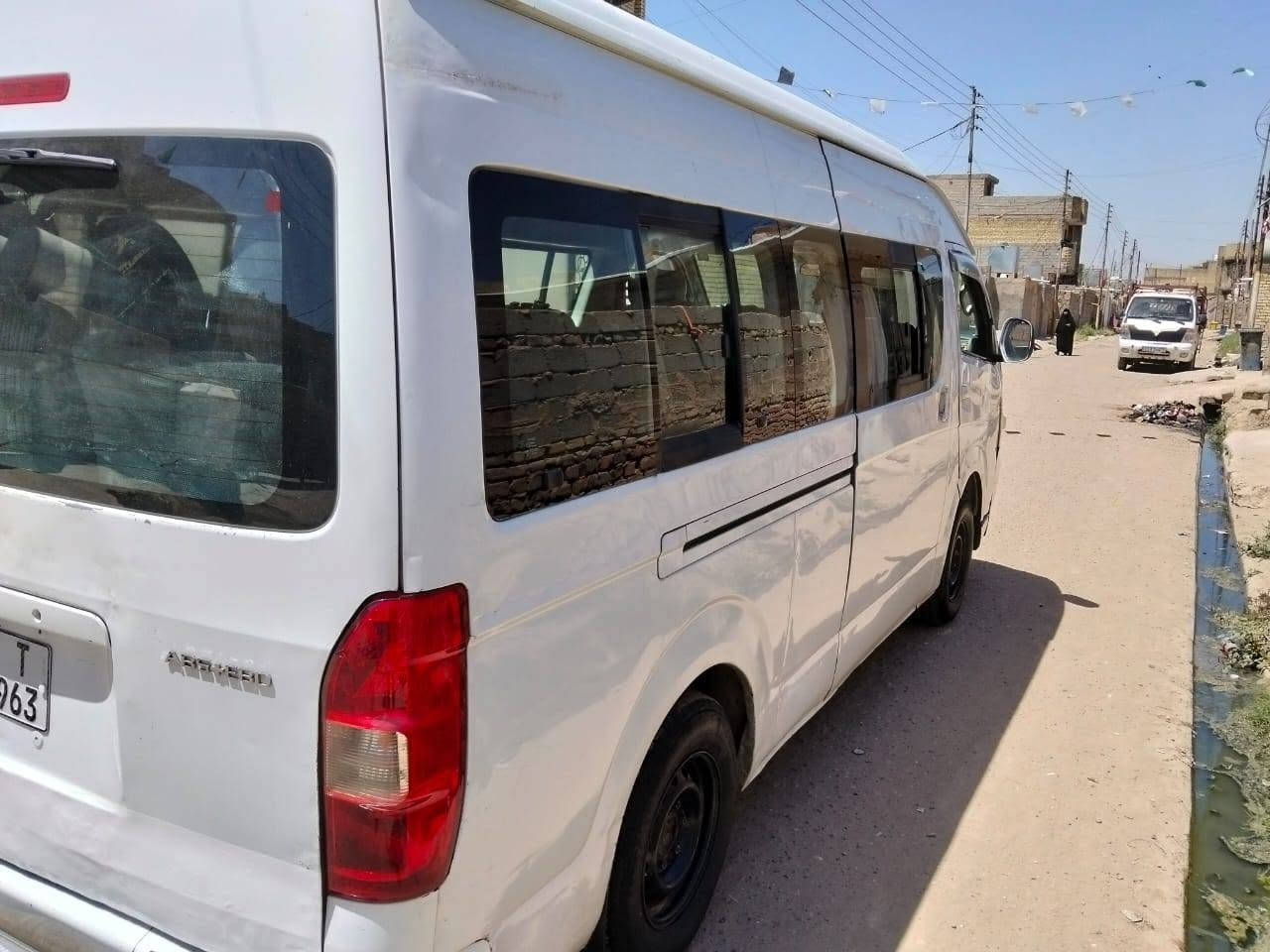 سلام عليكم جنبيH2موديل 14  كير مكينة اكسن خير من الله
السيارة مال خط جاهزة تدفئ تبريد سنوية 
بسمي بس بيها داير امعمر السيارة ابلادية ما بيها صبغ  چاملاقات امغلفة 
او بيهة بارد بل جنطة فقاط
المكام بغداد احسينيت المعامل 
السعر132
رقم ***********

