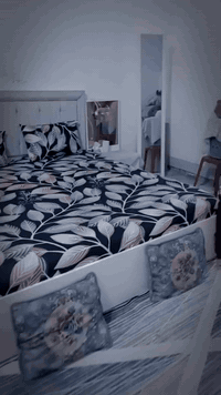 غرفة تركي • نضيفه • نجف