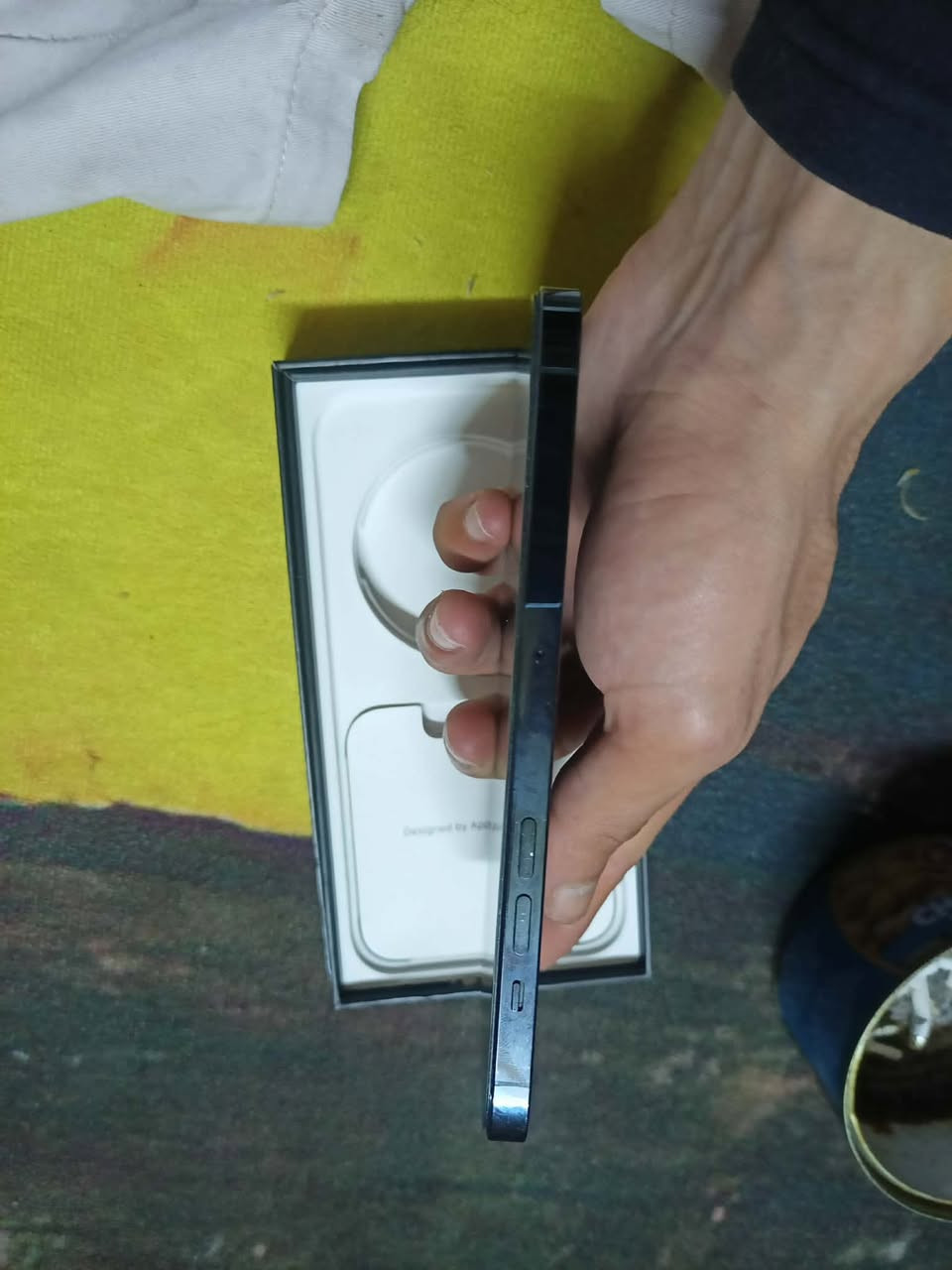 جهاز ايفون 12 برو ماكس 
نسخة أمريكية
 نسبة البطارية: 80%
 ويا الكارتون 
ما مبدل بيه أي قطعة – كلشي أصلي 100%

الجهاز خالي من الكسور أو الصدمات
شغال 100% بدون أي مشاكل
بصمة الوجه والكاميرات والسماعات تمام

الفحص متاح قبل الشراء
السعر 560

للمهتمين مراسلة خاص


**إذا كنت صاحب هذا الإعلان وتريد حذفه لأي سبب، رجاءا أرسل رسالة إلى الدعم الفني**