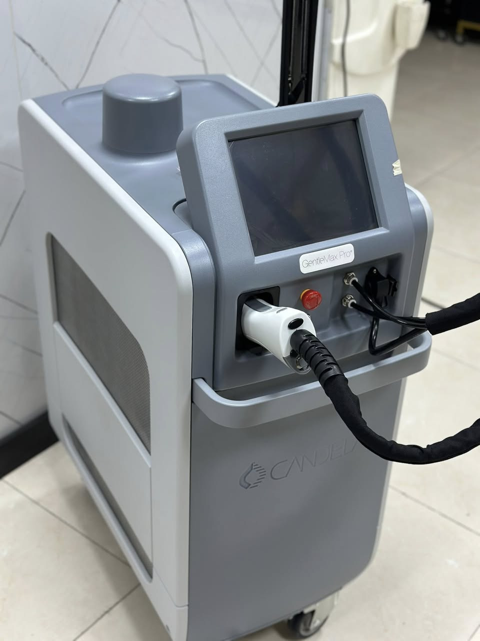 متوفر جهاز كانديلا ليزر ازالة الشعر
https://wa.me/message/PKHCZDLCVWSTO1


**إذا كنت صاحب هذا الإعلان وتريد حذفه لأي سبب، رجاءا أرسل رسالة إلى الدعم الفني**