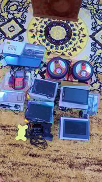 ٤شاشات • شغالة • للبيع