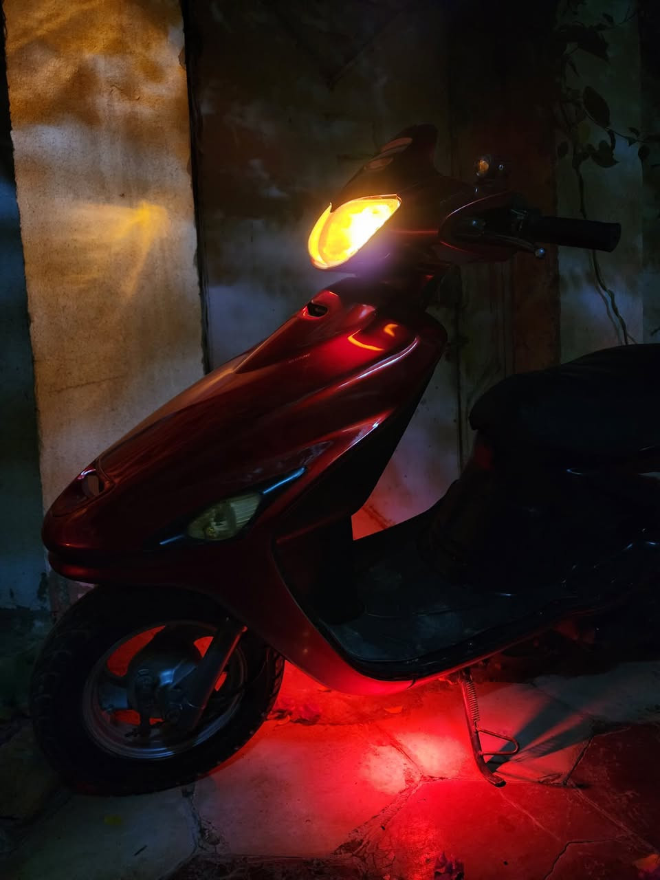 السلام عليكم ورحمة الله ..

دراجة فراشة للبيع بيع مستعجل الدراجة شغاله من كل النواحي وشرط الفحص سلف هندر مكينه كهربائيات اشاير دبلات بانزين بريك من كلشي الخ دراجه ناعمه ومرتبة ونظيفة جداً سعر 400 وبيها مجال حك الجيه العنوان الديوانية / الحمزة الشرقي 

متواجد خاص 
ومتواجد اتصال هاتف :: ***********
