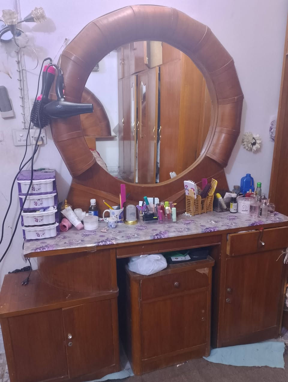 غرفة منام بدون كنتور صاج


**إذا كنت صاحب هذا الإعلان وتريد حذفه لأي سبب، رجاءا أرسل رسالة إلى الدعم الفني**