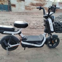 دراجة شحن • بطاريات ١٠٠ • نظيفة