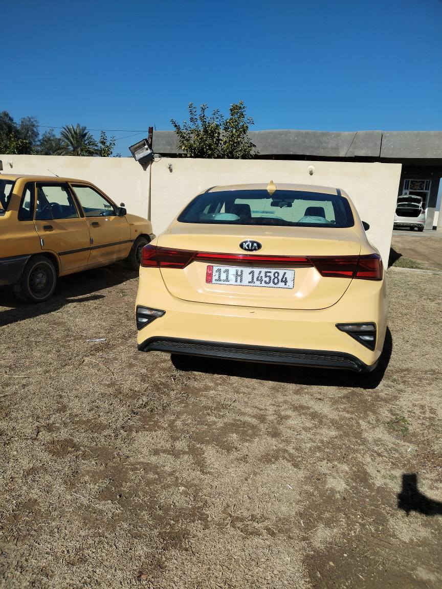 السلام عليكم فورتي م 2020 حادث بنيد فقط بدون دواخل بدون ايرباك ع وضع شركه جديد معنه الكمه 
مكينه وگير وتبريد كفاله وصدر اي نقص مابيه 
منضومت غاز جديد دوشمه عامه رقم جديد 
مصفر هيئه 
مكان بغداد الوسفيه 
سعر 125 وبيه مجال 
***********
