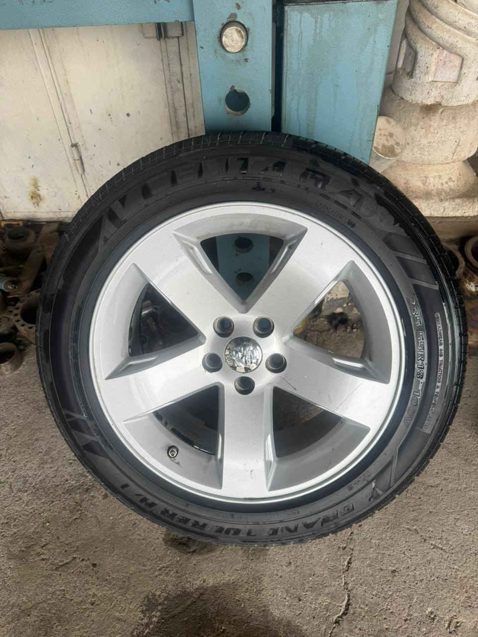 تخم ويل كب جارجر جالنجر اوباما 
اصلي لا عواج ولا كس ولا شي بيهن 
وياهن زوج تاير نضيف كلش وزوج تعبان

للبيع سعر 325 
 
مكان بغداد 

***********
