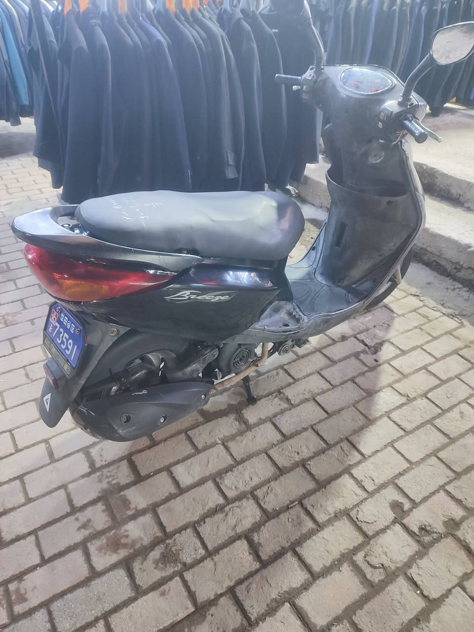 دراجه بريز لايت فوك اللبيع 
مكينه ناعمه كلش 
شغاله سلف وهندر 
كهربائيات كلهه شغاله 
دراجه كل نقص مابيهه 
المكان الحبيبيه أو البلديات 
السعر 500 ،،،،،،
شراي اتصل وتدلل***********
