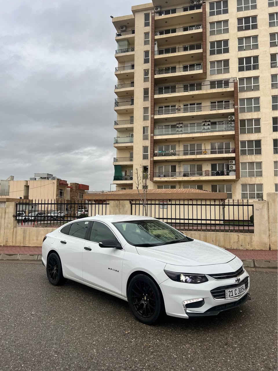 مالیبو ٢٠١٨ خه‌لیجی مه‌كینه‌ ٢.٥ 
مواسه‌فاتی Ls’ه‌
١٢٤ هه‌زار ڕۆشتوه‌و ڕۆنو هایدرۆلیكی تازا گۆڕاوه‌
جوار تایه‌ و ویلی هێڵكاتی له‌ سه‌ره‌ 
نیوه‌ی بۆنیته‌كه‌ی بۆیاخه‌و چاملغی سه‌كن روبعێكی كارته‌و چاملغی سایه‌ق سارده‌  ئێرباگی سوكان و داشبوڵی ته‌قیوه‌ تێ نه‌كراوه‌ته‌وه‌
سه‌نه‌وی به‌ سه‌ر چوه‌وه‌ غه‌رامه‌شی تیایه‌ دوای مه‌عامه‌له‌ ئه‌درێته‌وه‌ پێت
سعر :١١٤ وه‌رقه‌و مه‌عامه‌له‌
شوێن سلێمانی
ره‌قه‌م:*********** السليمانية, العراق
