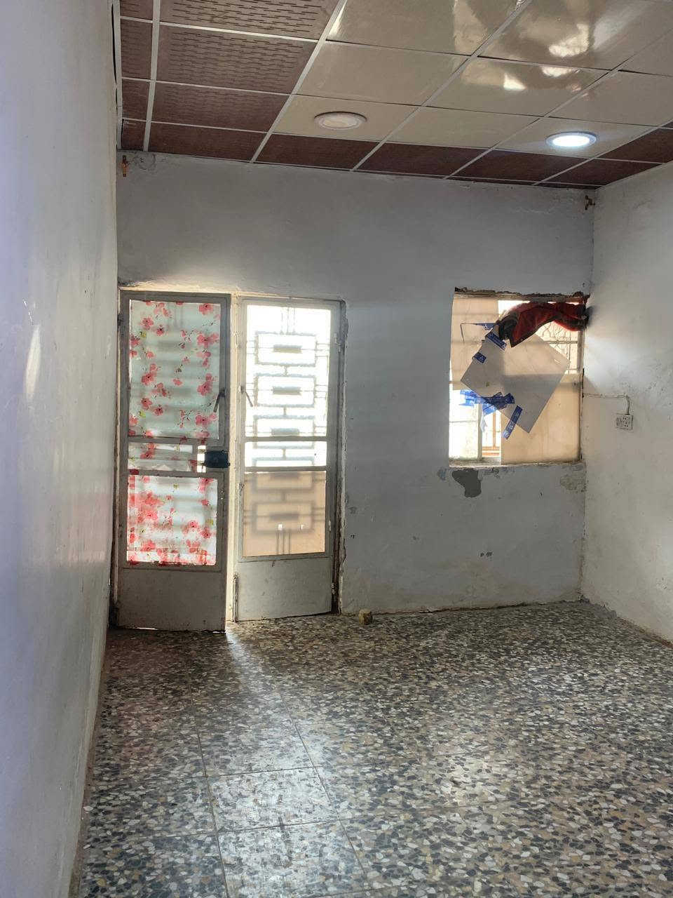 سلام عليكم اكرر النشر بيت 100متر تجاوز بلظباط بشارع الظغط السعر 15 للستفسار الخاص او الوتساب***********
