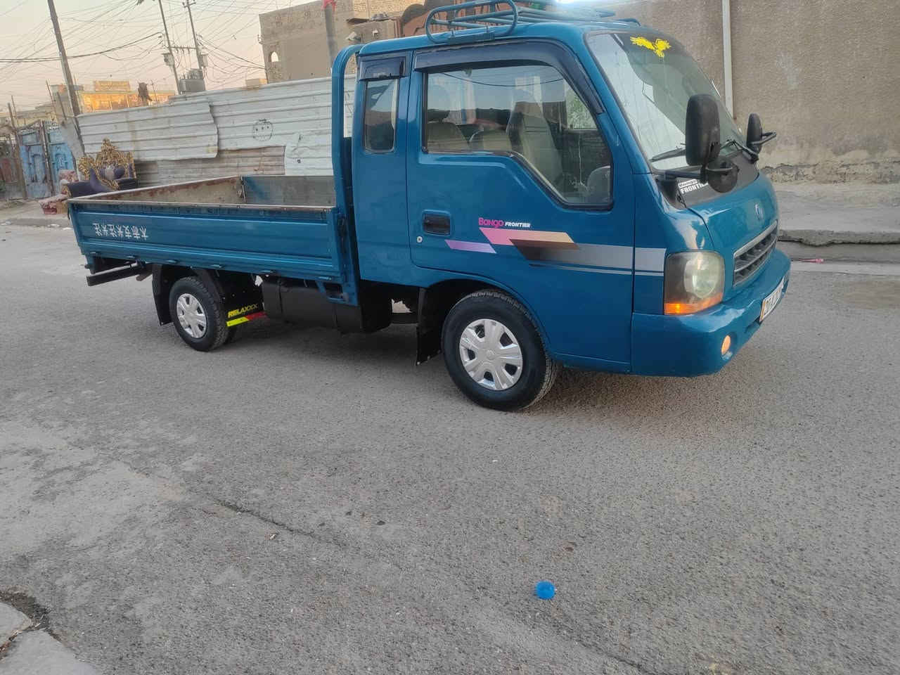 السلام عليكم كيه فنترا ام عيون موديل 99  رقم ديالى انكليزي بأسمي تحويل مباشر قماره وربع 7 جنكال السنويه مشروع وطني عظم عاج مجدده 28 رقم شاصي واضح مكينه 3000 لا تنقيص ولا تبخير صدر جديد تخم تاير جديد كهربائيات كلها شغاله مشط وباور خير من الله لا خياس ولا ضربه بيها صبغ حزام للجماليه فقط السياره ع وضعية الشركه السعر 70 وبيها مجال بسيط المكان بغداد مدينه الصدر الرقم ***********
