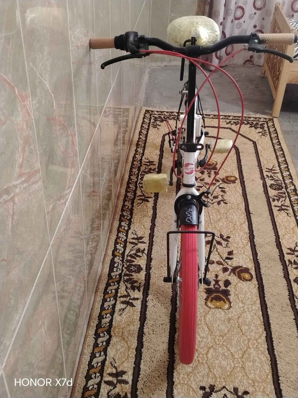 بايسكل طبگة نضيف جدآ جدآ نضافة 95% السعر ٨٥ وبي مجال بصيط
المكان بغداد بسماية قرب مجمع الإحسان
للإتصال ***********
