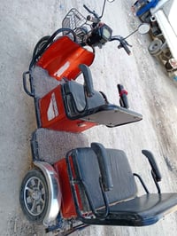 دراجه للبيع بيها 2 جنط بطاريات صار 4 اشهر من شديتهن جدد سعر 525 بيها م...