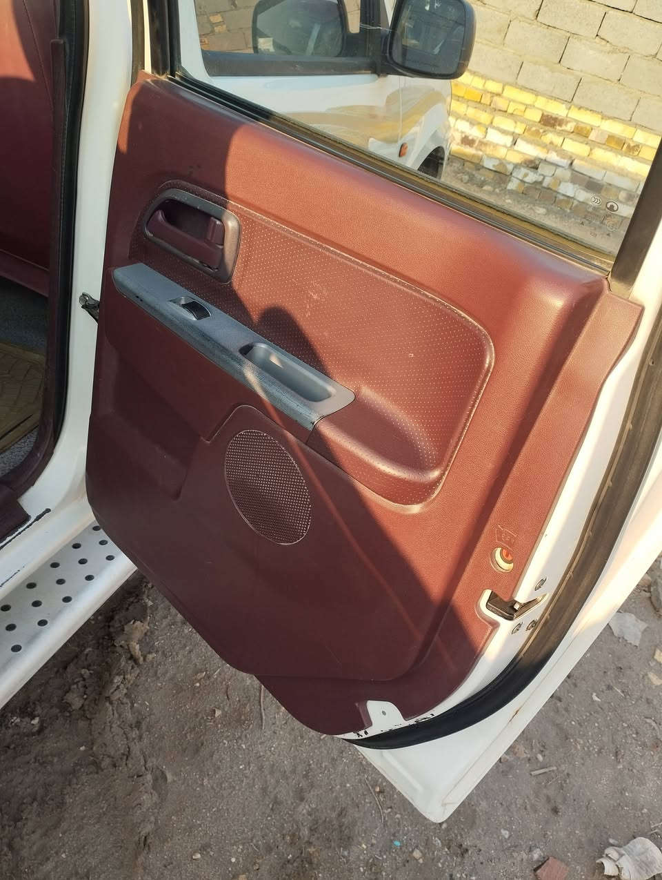 كريت موديل 2015 مكفوله كفاله عامه 
كير محرك حداده كل جديد 
سياره جازه وخير من الله سعر 83 قفل 
شراي هلا بيك اتصل وتدلل مكاني ديوانيه 
***********
ترهم مراوس بالانتره تكسي فقط
