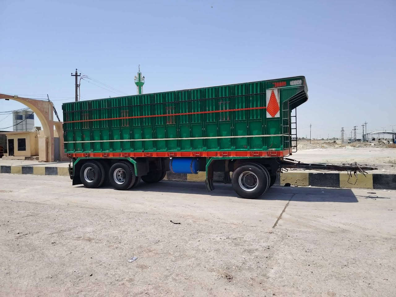 عربانه للبيع الطول 8ونص ارتفاع مترين السعر 130
للاستفسار الاتصال ***********
***********
