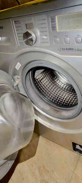 غسالة ملابس فول اوتوماتيك حجم 8 كيلو ماركة Samsung نظيف 
مكان اربيل 
للاسفسار *********** أربيل
