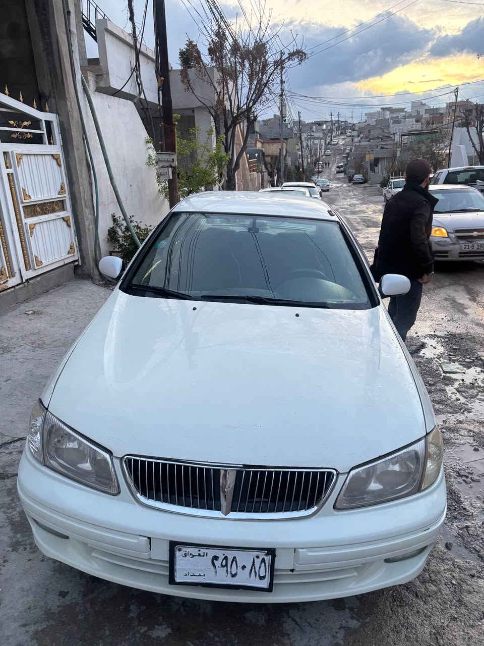 نیسان سەنی ٢٠٠٣

ئارم و سەنەوی بەغداد عەسلی
رەقەم و سەنەوی بەشەرت
٤جام کارەبا
٤ تایەی لوک
گیر توماتیک
دیناریک مەسروفی تیا نیە
مەکینە و گیر بەشەرت 
تەبریت ساردو گەرم بەشەرت
هەموو گیانی جایزە مەسروفی نیە
شوین سلیمانی 
نرخی ٥٥$
*********** السليمانية, العراق
