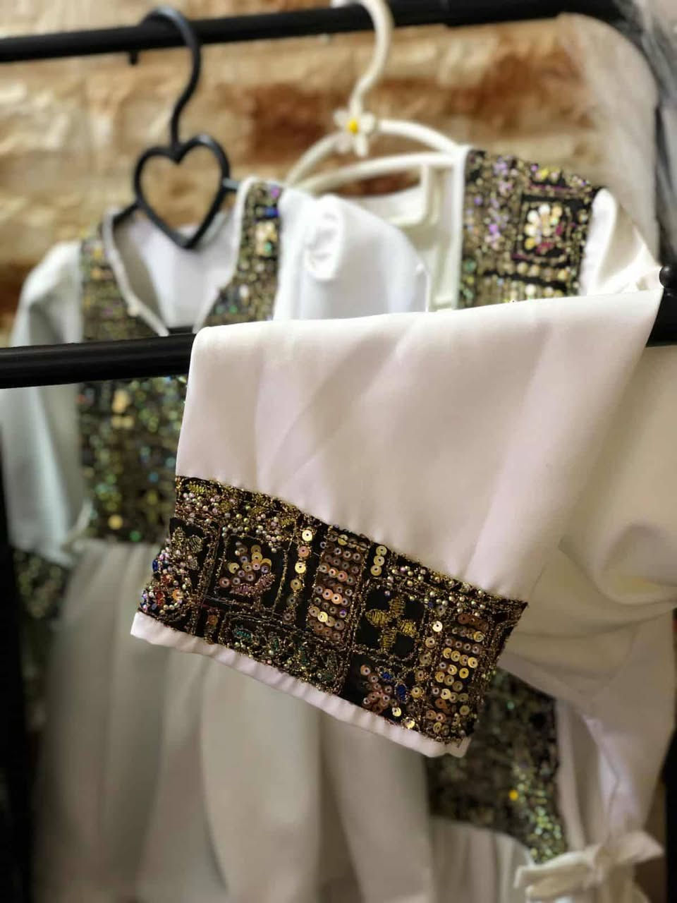 صباح الخير والعافيه والرزق ،🤲❤️
تم تنفيذ وتسليم  دزاينات رمضانيه  
شوفولي جمال  الأم وبنتها زبونتي الذواقه من بغداد
بنات التحب تحجز تتفضل خاص والاسعار حسب نوع القماش و الموديل 
متوفر قماش وتوصيل والتحب تجي وعدها قماش هلا بيها 
المسيب بداية ابو عصافير ارفعو المنشور تفاعلكم يسعدنا ربي يحفظكم،🌹🌹🌹


**إذا كنت صاحب هذا الإعلان وتريد حذفه لأي سبب، رجاءا أرسل رسالة إلى الدعم الفني**