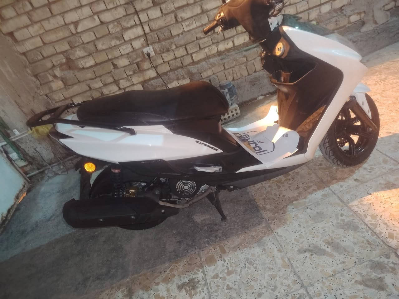 سلام عليكم سكنس شمعه للبيع مال مزاد صار لها ثلاثه اشهر من ماخذيها السعر 13 ويا مجال 
***********
