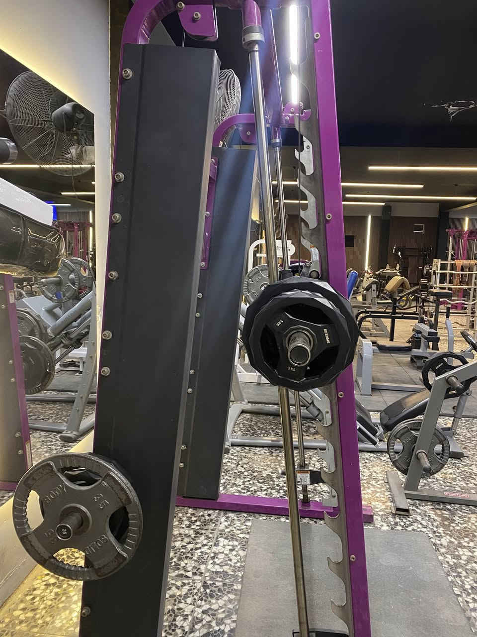 سلام عليكم سمث للبيع 
السعر خاص 
نضافه 90‎%‎


**إذا كنت صاحب هذا الإعلان وتريد حذفه لأي سبب، رجاءا أرسل رسالة إلى الدعم الفني**