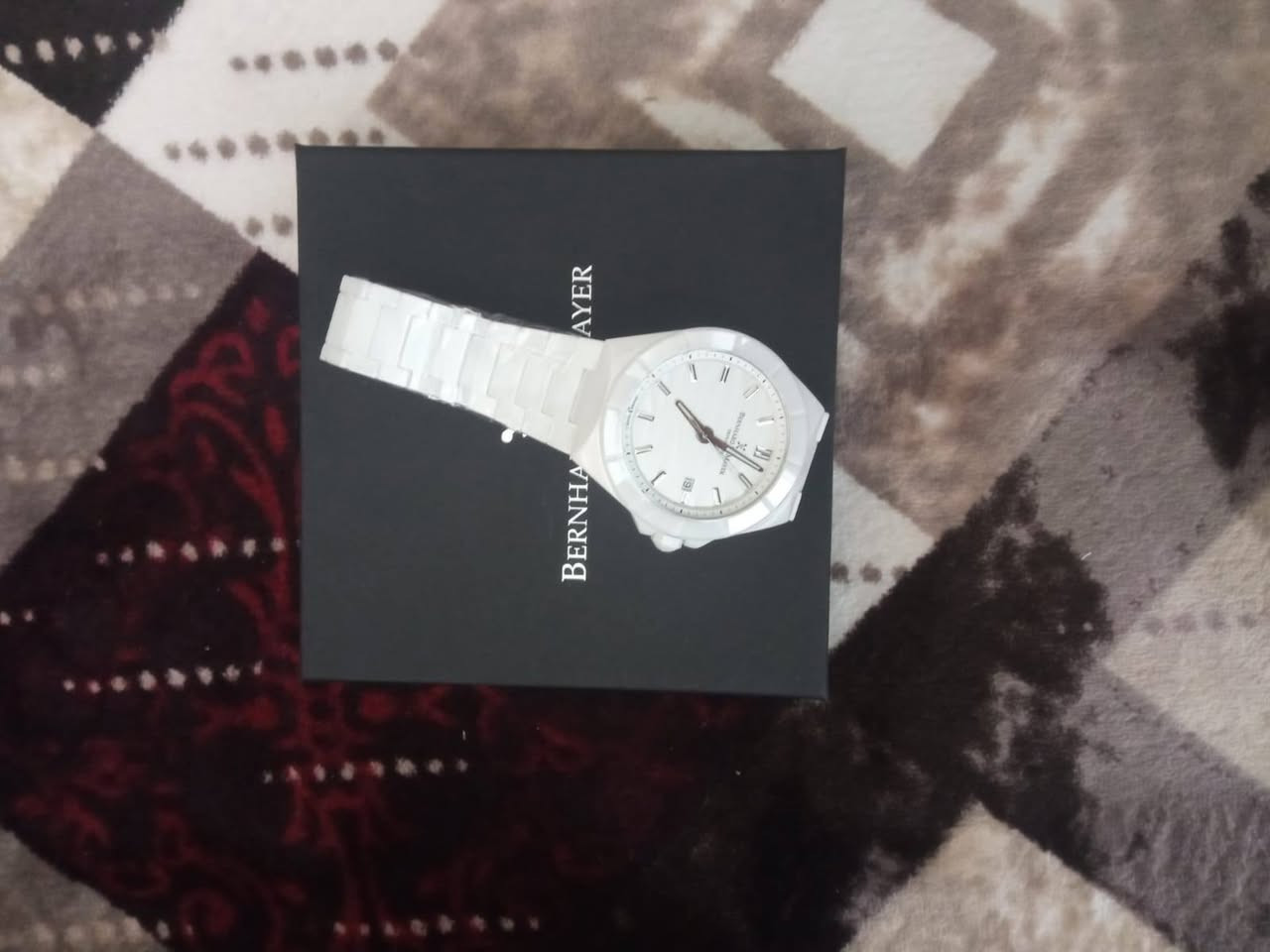 ساعه سويسريه اصلي قيم بل يرضي الله


**إذا كنت صاحب هذا الإعلان وتريد حذفه لأي سبب، رجاءا أرسل رسالة إلى الدعم الفني**