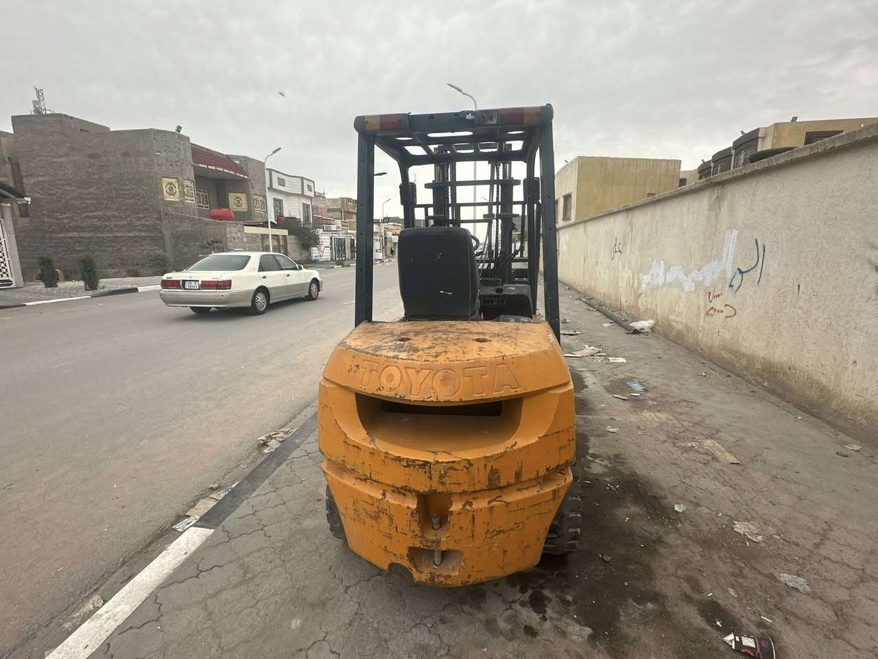 شوكيه ربع ليبرات نوع تويوتا رقم بصره سنويه تنتهي 2030 بسم شركة طنين ونص رقم *********** سعر 65 وبيه مجال قليل مكان بصره زبير
