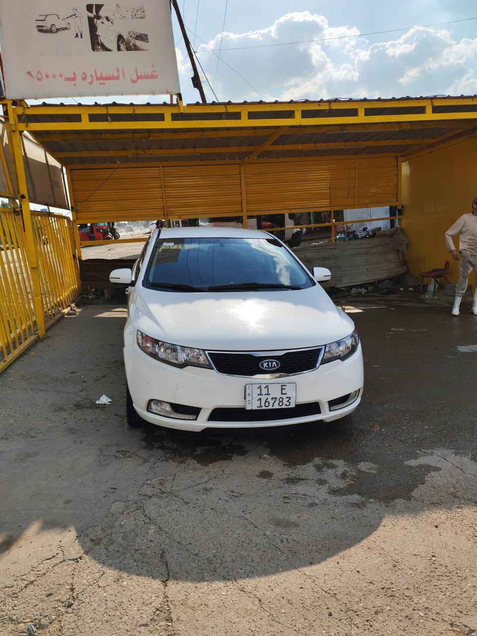 فقط مراوس بفورتي موديل 17 او 18 
سيراتو 2013 خليجي كلين ماعدا نص باب خلفي صبغ اثر طخة كلش بسيطة والباقي كلة كفالة سيارة  جديده جدا  رقم بغداد  بأسمي وهزة جديدة وتخم تاير جديد وصدر جديد


**إذا كنت صاحب هذا الإعلان وتريد حذفه لأي سبب، رجاءا أرسل رسالة إلى الدعم الفني**