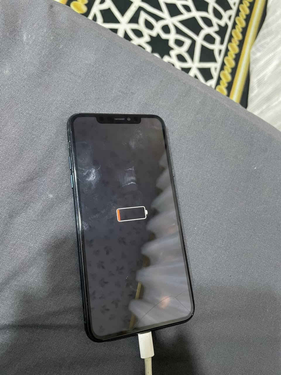 ١١برو ماكس مقفول ايكلود وبطاريه هابطه لان صار هواي ممشغلة ظهر مفطور قيم وخذ بلي يرضي الله


**إذا كنت صاحب هذا الإعلان وتريد حذفه لأي سبب، رجاءا أرسل رسالة إلى الدعم الفني**