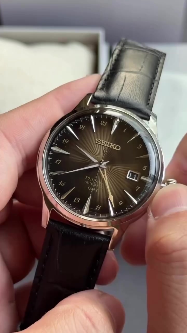 Seiko Presage Cocktail Time
#
متوفر وكالة ضمان سنة 

قطر 40.5

GMT

اوتوماتيك 

41 ساعة احتياطي 

24 حجر 

توجد خدمة توصيل 

***********

.

.

.

.

.

.

.

.
 #seiko
 #Presage
 #s
 #بغداد
 #العراق
