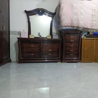 كنتور وميز مرايه لبيع مكان بغداد شعله وهاذ رقم تلفني 07719197188