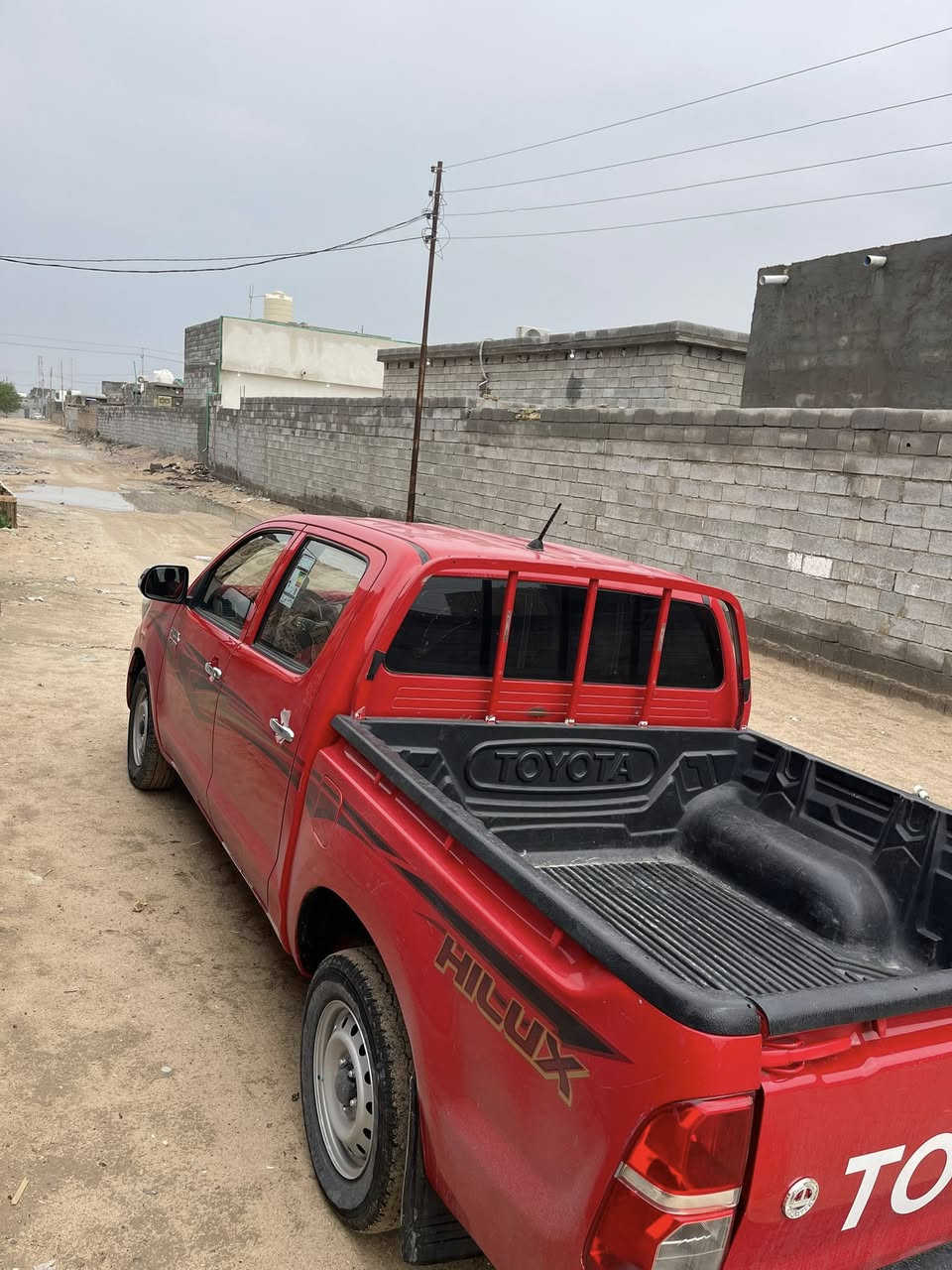 السلام عليكم فلاونزه موديل ٢٠١٣ سعودي شاصي ١٢ كير عادي رقم بصره مشروع الوطني سنويه توهه مجدده مكفوله من الظربه ومن العيب الشرعي بيه صبغ بالبدي صفحت ليمنى وجاملغ صفحت سايق مبدل ولباقي كفاله مكينه وكير كفاله لا تبخير ولا تنقيص ماشيه ٣٠٠ سياره جديده   لتعرف على باقي لتفاصيل اتصل على الرقم / *********** 
مكاني البصرة سفوان
