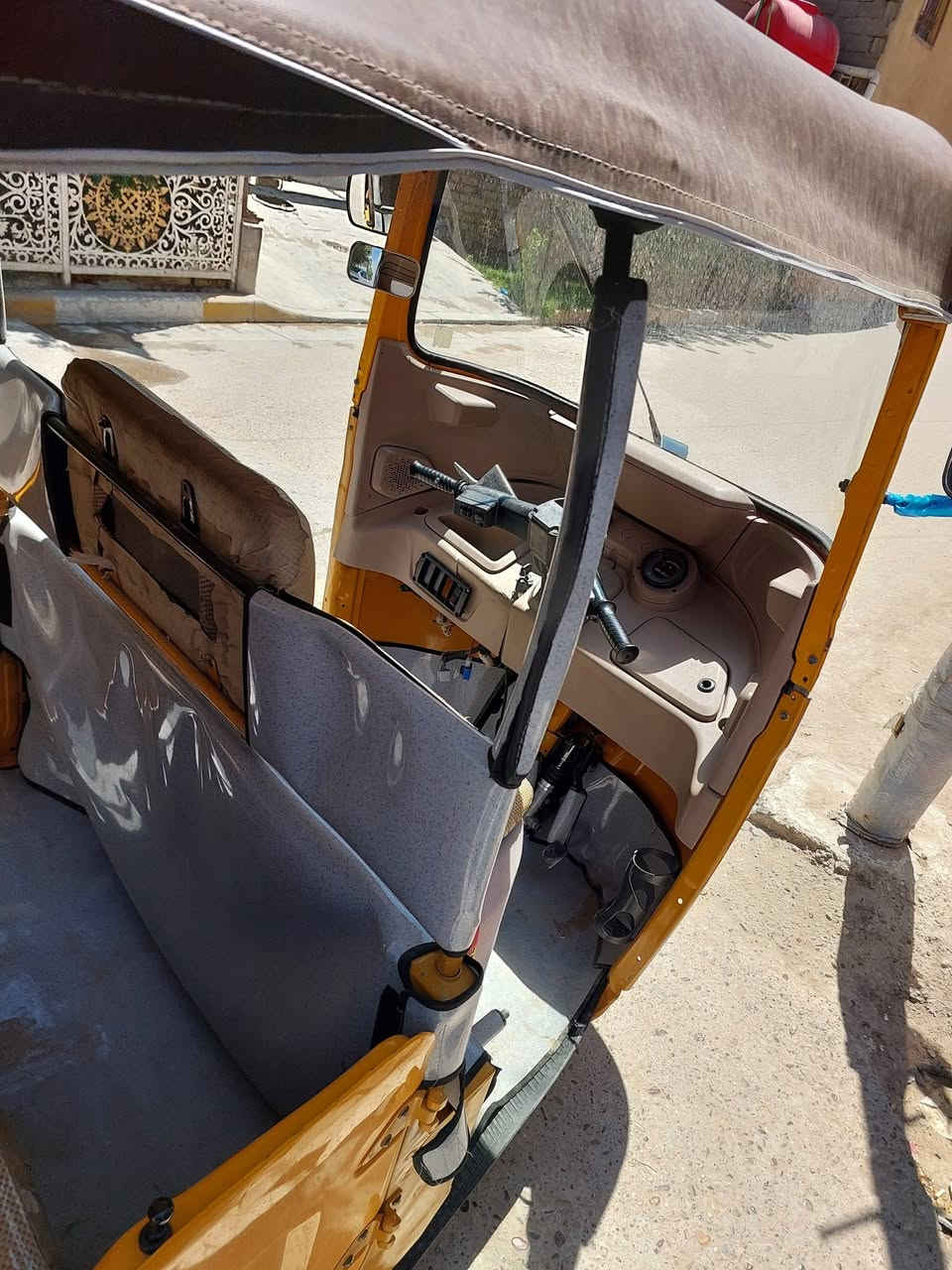 سلام عيكم
تفاصيل داخل الفيديو 
مرخصت مدير الكروب 
تكتك موديل 21 \ 8 \ 
رقم وسنويه نكليزي 
بسمي هزه جديده 
تحويل ثاني يوم 
تخم تاير مكينه 
مجفته تجفيت شركه
بيه مكانات صبغ دوس معمره
السعر 7600 وبيه مجال قليل 
***********
العنوان البلديات
ملاحضه لا تعلق بكيفك
