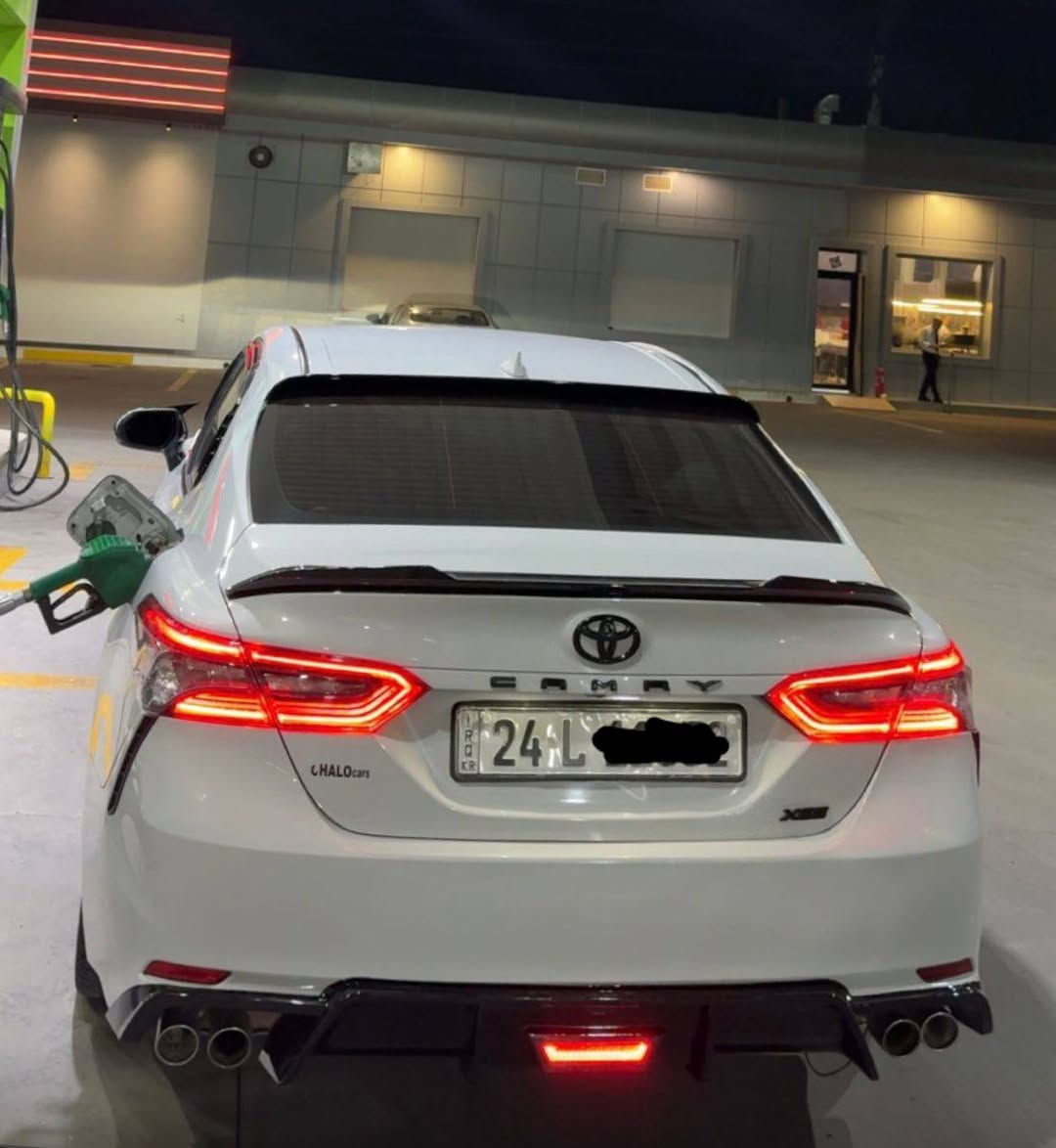 � تويوتا كامري XSE 2023 للبيع
📅 سنة الصنع: 2023
📍 الممشى: 40,000 الف
🔩 عدد السلندرات: 4 سلندر
🎨 اللون: سمنتي المرغوب 

🧰 الحالة العامة:
▪️ السيارة بحالة جيدة جداً
▪️ محرك وكير وشاصي بحالة ممتازة
▪️ استخدام نظيف، صيانة منتظمة
▪️ جاهزة للفحص بالكامل

⚠️ الملاحظات (بكل وضوح):
▪️ بونيد و جاملغ صبغ فقط

✨ مواصفات XSE:
فول فول فقط بدون بانوراما

💰 السعر المطلوب: 188$ ومجال

📍 الموقع: دهوك
📞 للاتصال أو واتساب: *********** دهوك, العراق
