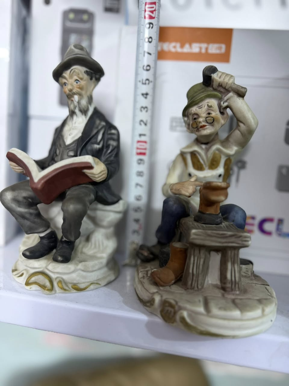 قيم وأخذ بحق الله قطعتين انتيكا


**إذا كنت صاحب هذا الإعلان وتريد حذفه لأي سبب، رجاءا أرسل رسالة إلى الدعم الفني**