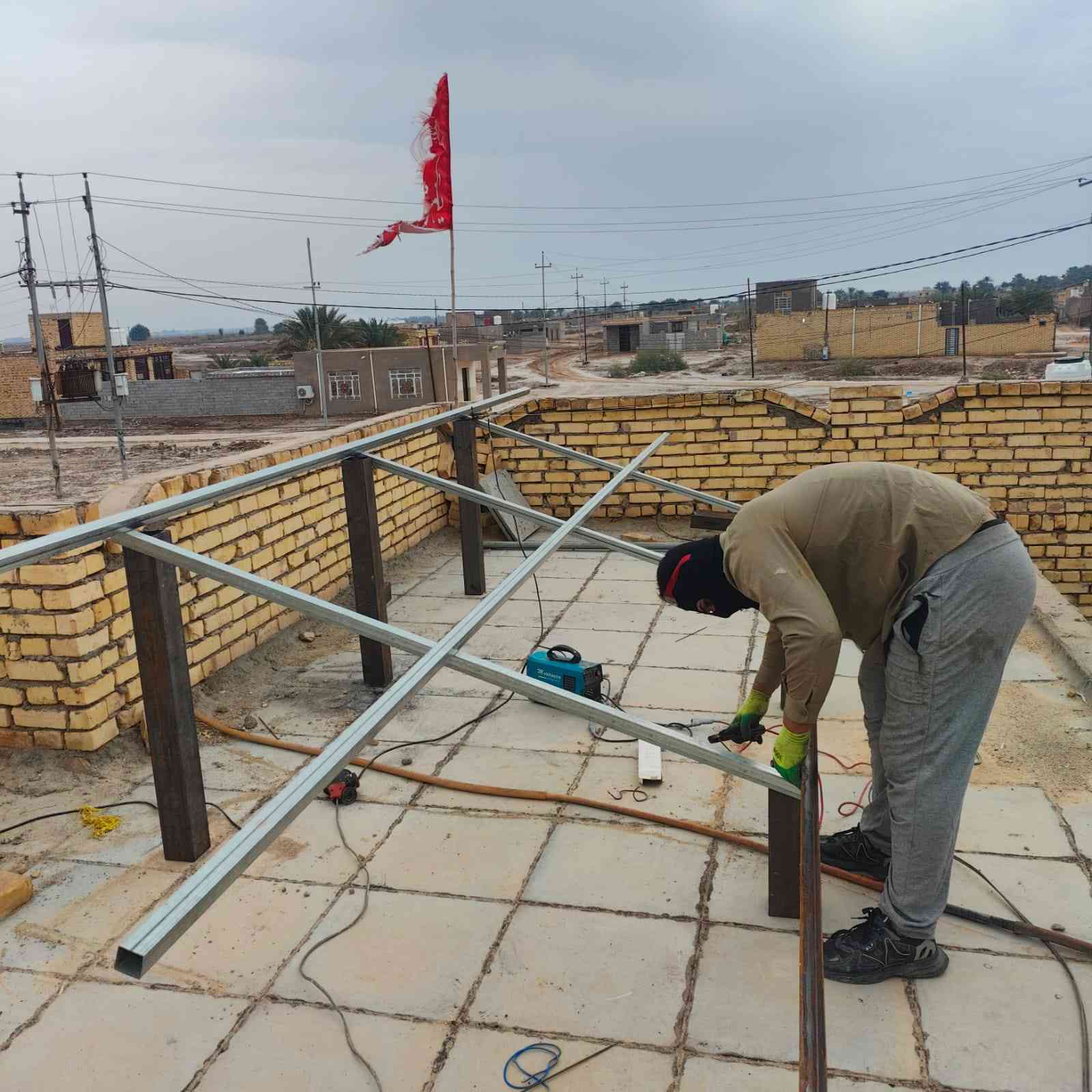 تنصيب منظومة طاقة شمسية ١٠ امبير نهاري ٦ امبير ليلي 
مدرعة بسعر ٣ملايين وربع 
الواح لونجي
حديد ثقيل 
انفرتر ٦.٢ هايبرد 
بطارية ٥كيلو واط. lv top sun 
اسلاك. pv
جنج بارد منفصل 
تنصيب وملحقات متكاملة 
ذي قار ناصرية 
شركة علي سر الوجود لطاقة الشمسية


**إذا كنت صاحب هذا الإعلان وتريد حذفه لأي سبب، رجاءا أرسل رسالة إلى الدعم الفني**