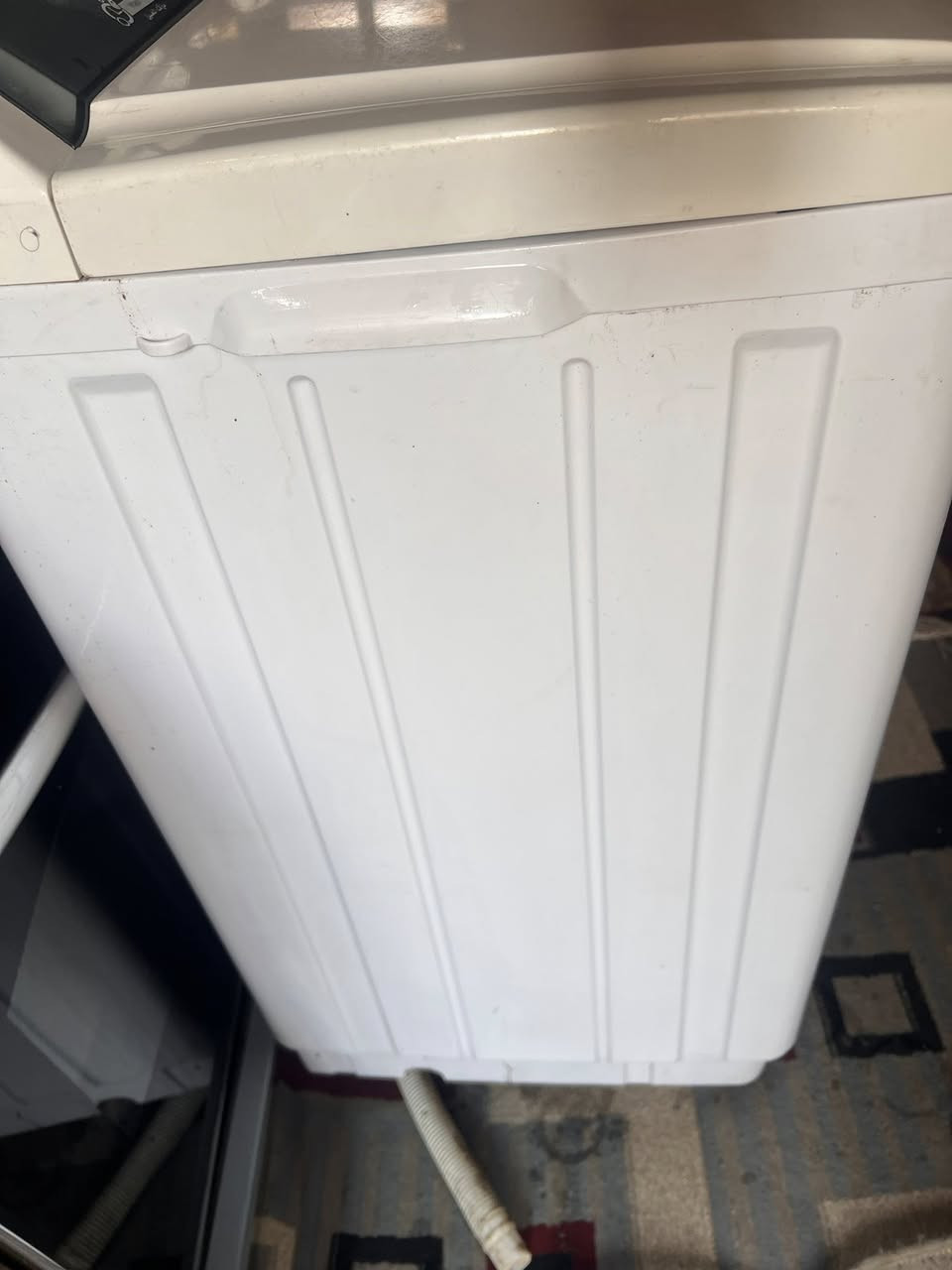 غسالا هيتاشي اخت الجديدة شرط الشغل ايعطل مابيهة سعر الغسالة 58 وبيهة مجال شي قليل للستفسار التصال ***********
