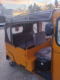 تكتك للبيع موديل 21 رقم و سنويه كامله بيها ضربه بكلايت بس تكتك مصبوغه ...