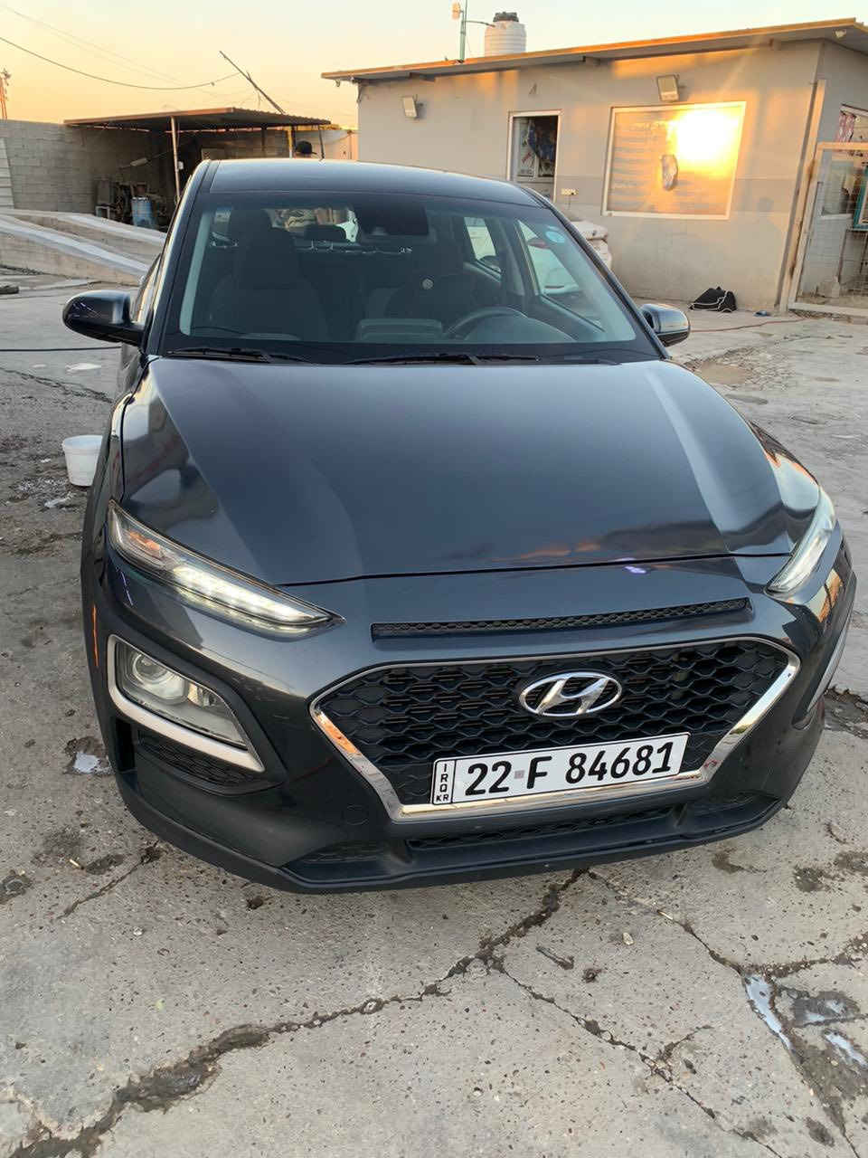 كونا موديل 2021امريكي بيهه باب صبغ وبند وجاملغ مبدل بصمه شاشه اصلي تحكات ماشيه 80 الف رقم اربيل با اسمي سونار مرفق بالسونار السعر 120 $ 
مكانهه البلديات 
رقم الهاتف ***********
