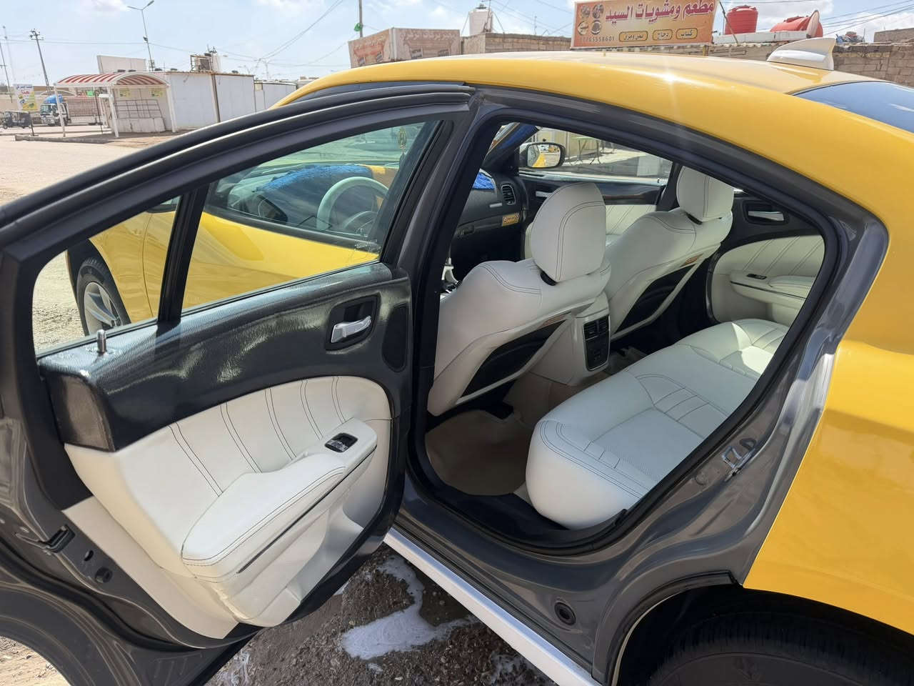 جارجر   2018  للبيع جاهزه للخير مكينه كير حداديه وره وكدام كله جديد تخم تايرجديد  كفاله عامه بيه بل خشن مال الجاملغ المامي طخه بصيكه كلش رقم بغداد دولي بسمي شرط التحويل ثاني يوم خط نجف عماره ***********
