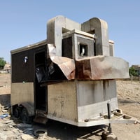 تصلح اسواق متنقله وتصلح مطعم بس ترتيب يرادلهه تريدة عله حطتهه تريد اسل...