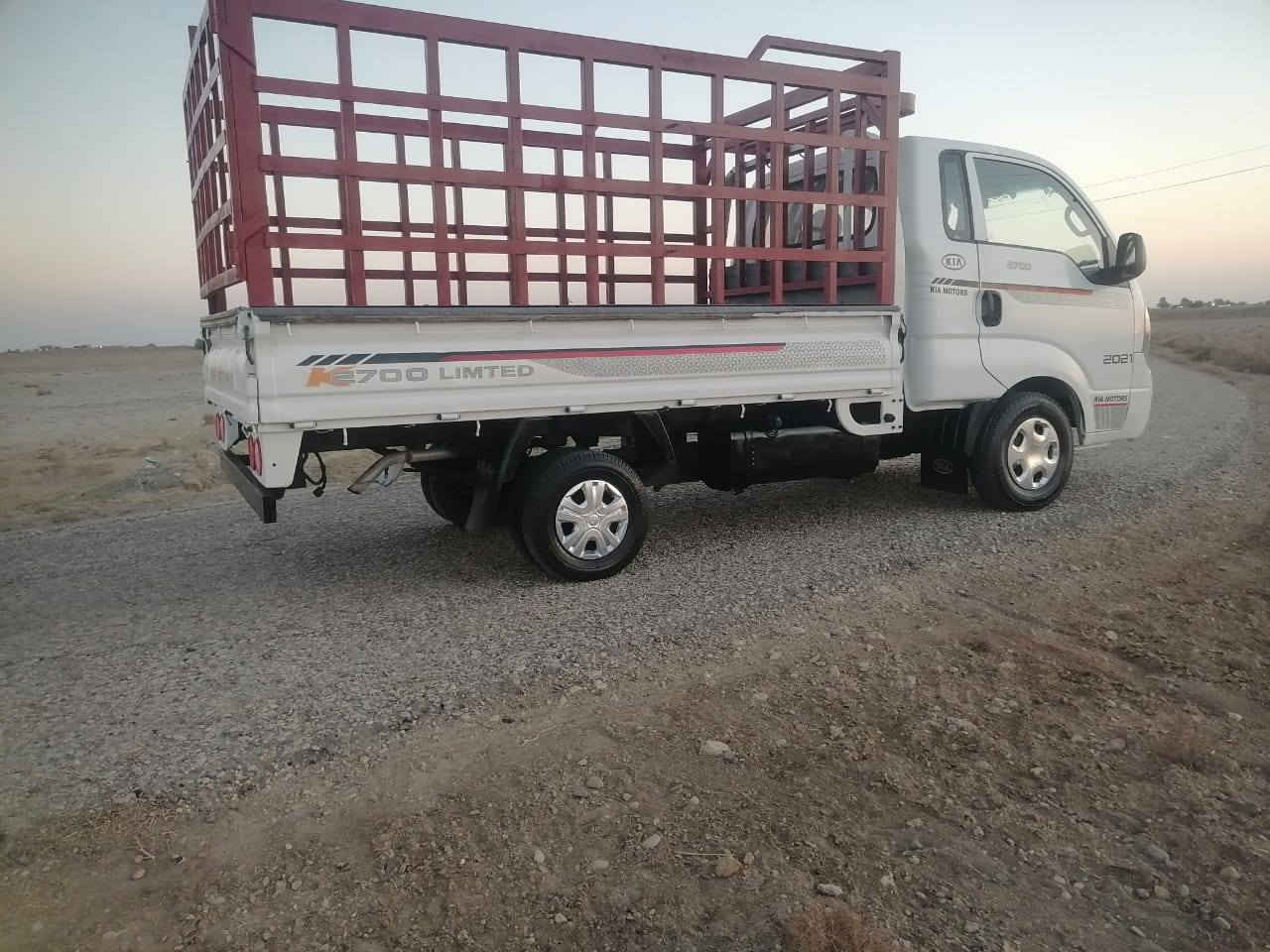 سياره كيه حمل للبيع موديل 2017نثيه
السعر 103
رقم بصره  سنويه مجده 2028 مشروع وطني
مكفوله كفاله عامه من ضربه وصبق وتبديل والشخوط شاهد الله  لا رصعه ولا شخط نضافه 100بل ميه اليدور جديد يخابرني سياره بكيت كلها وضع شريكه الف ما ذب عليها دواخل زيرو مغلفه وكامله سياره جاهزه
شاصي مامصبوق علئ البلاد البدي مامحمل بي
مشروع وطني بأي  محافظة تتحول رقم شاصي واضح تبريد ثلج اذا ماتشتري فدوه لا تعلق وسوك كلشي بي مكان سيارة ناصرية رقم الهاتف
***********
