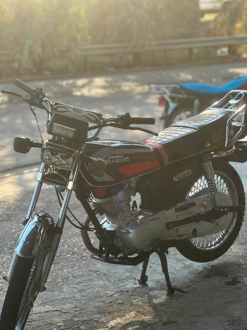 نامي برو 125cc موديل 2018 محسن 
دراجه خير من الله مابيها نقص
***********
480 وبي مجال
