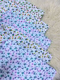 يا الله حبايب تعالو شوفو جمال الصيف ويانه باحلى الوانه ونقشاته الرائعه...