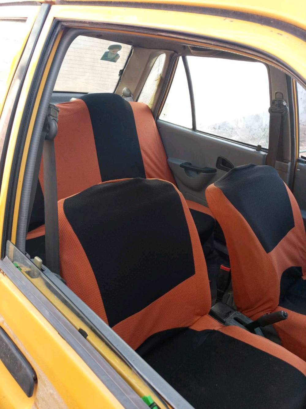 السلام عليكم ورحمة الله وبركاته سياره سايبا للبيع رقمهه الماني محرك وگير مكفولات سنويه منتهيه من 2020 وعليهه يمكن غرامه 100 الف السياره بسم جيراني زلمه چبير ويريد تحويل مباشر وهاذه رقمي *********** بي واتساب